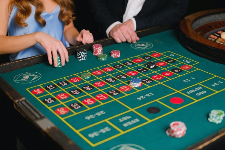 Surebet Calculator: An Essential Tool for Professional Bettors
